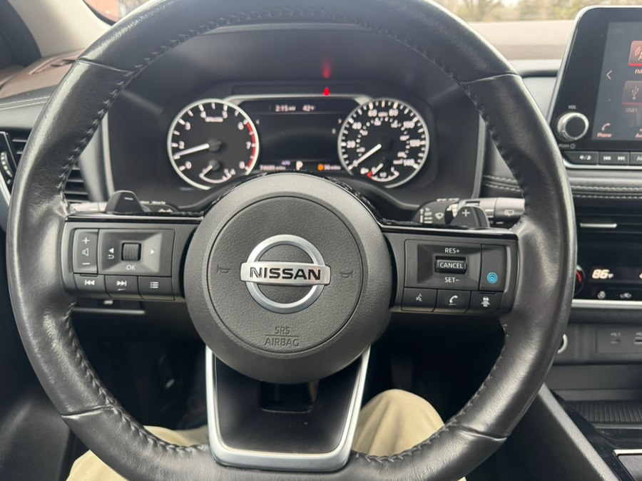 2021 Nissan Rogue SV - Photo 13