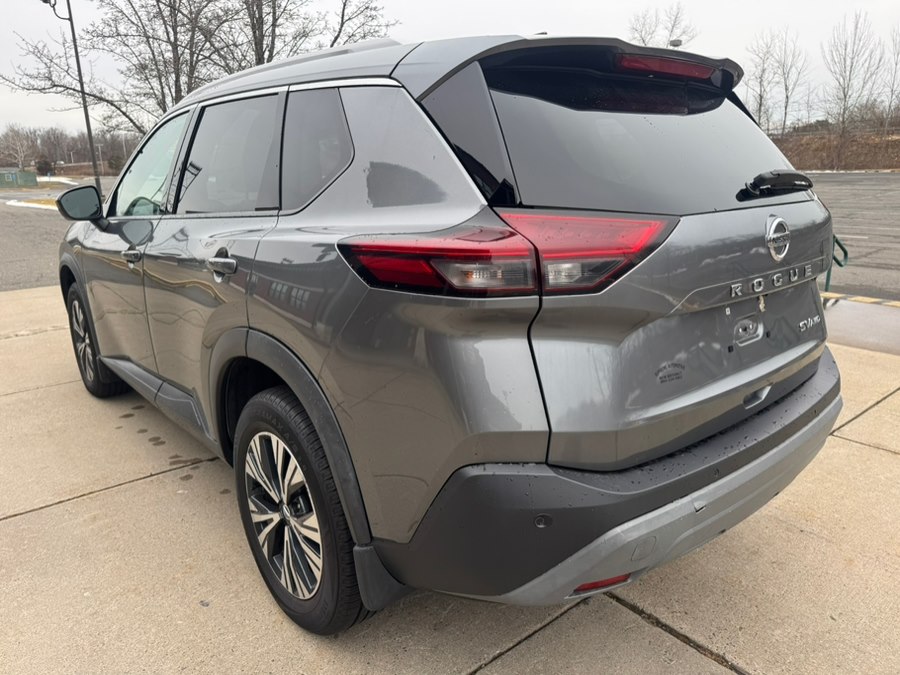 2021 Nissan Rogue SV - Photo 6