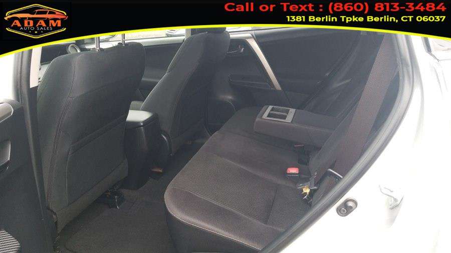 2015 Toyota RAV4 XLE - Photo 16