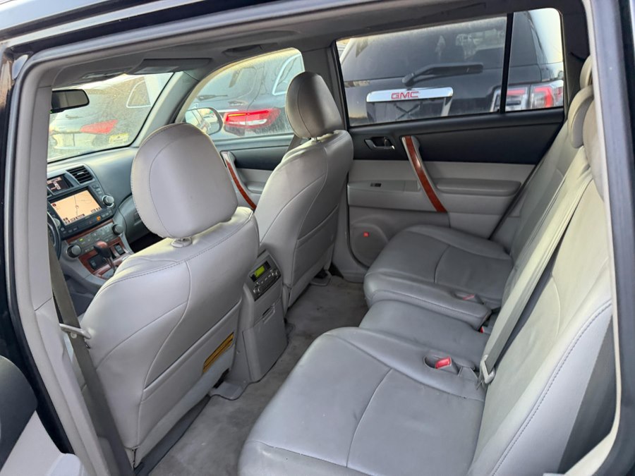 2010 Toyota Highlander Limited - Photo 9