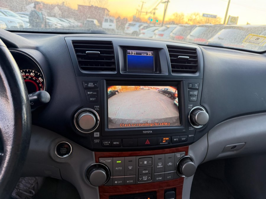 2010 Toyota Highlander Limited - Photo 11