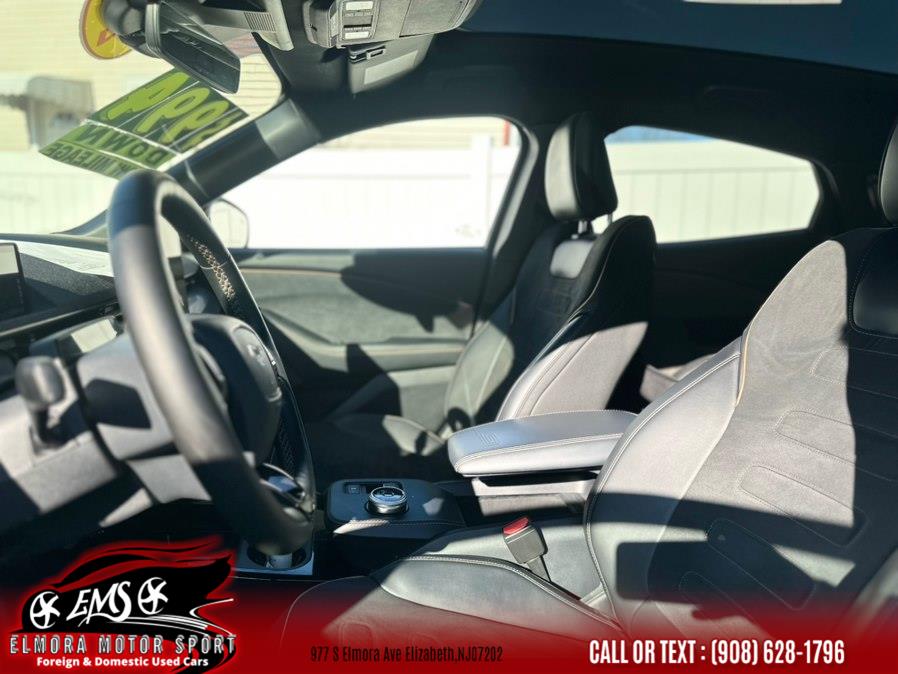 2021 Ford Mustang Mach-E GT AWD - Photo 11