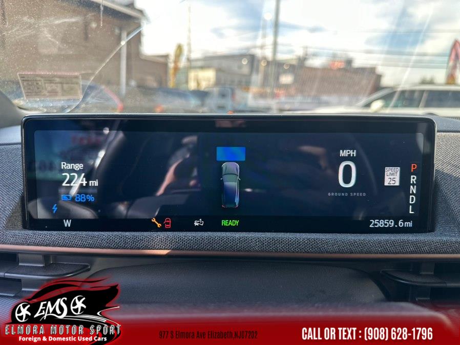 2021 Ford Mustang Mach-E GT AWD - Photo 22