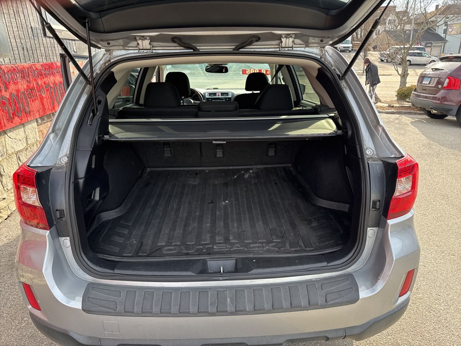 2015 Subaru Outback Premium - Photo 7