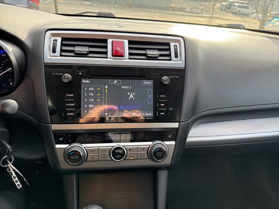 2015 Subaru Outback Premium - Photo 13