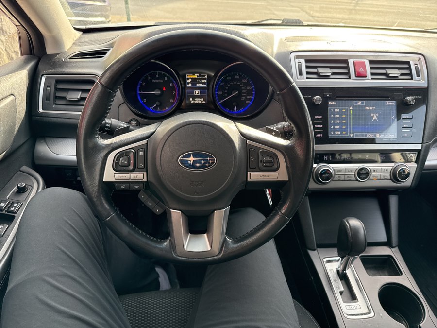 2015 Subaru Outback Premium - Photo 16