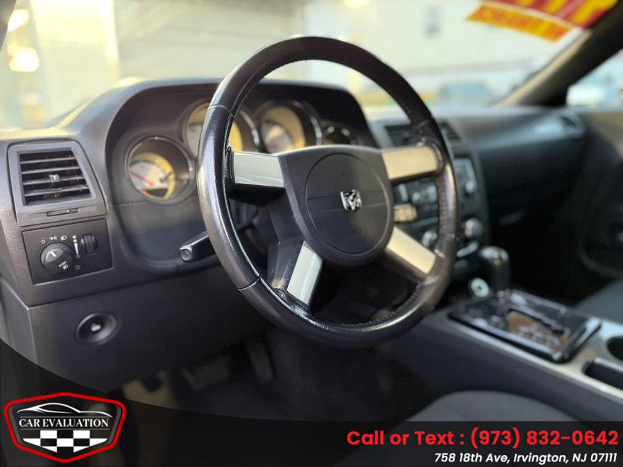 2010 Dodge Challenger SE - Photo 10