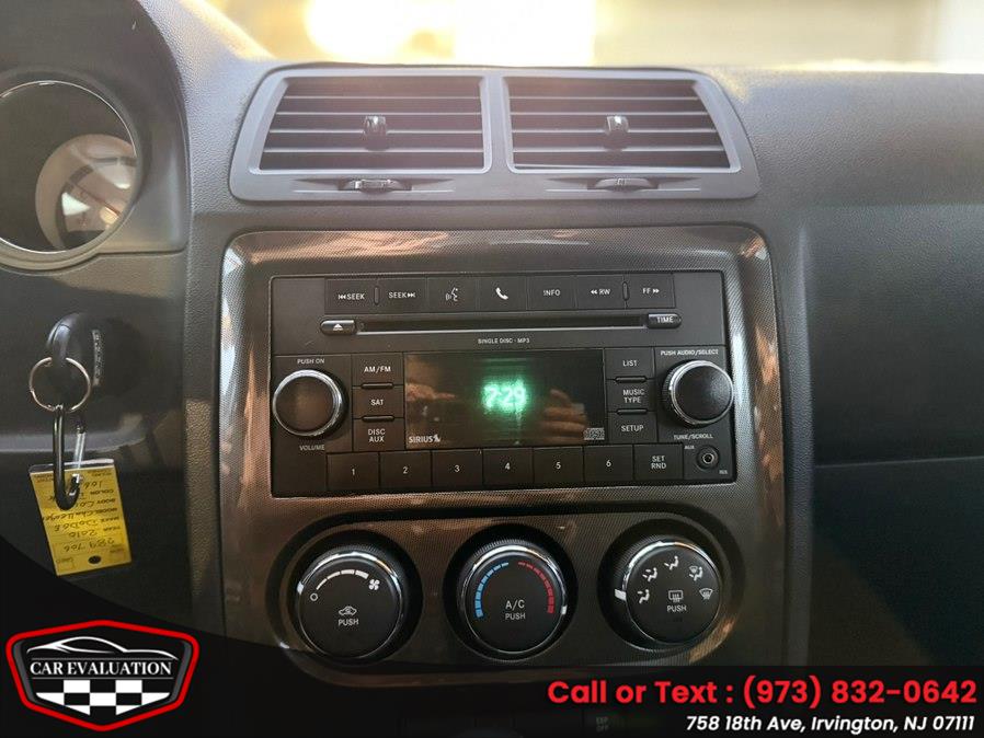 2010 Dodge Challenger SE - Photo 18