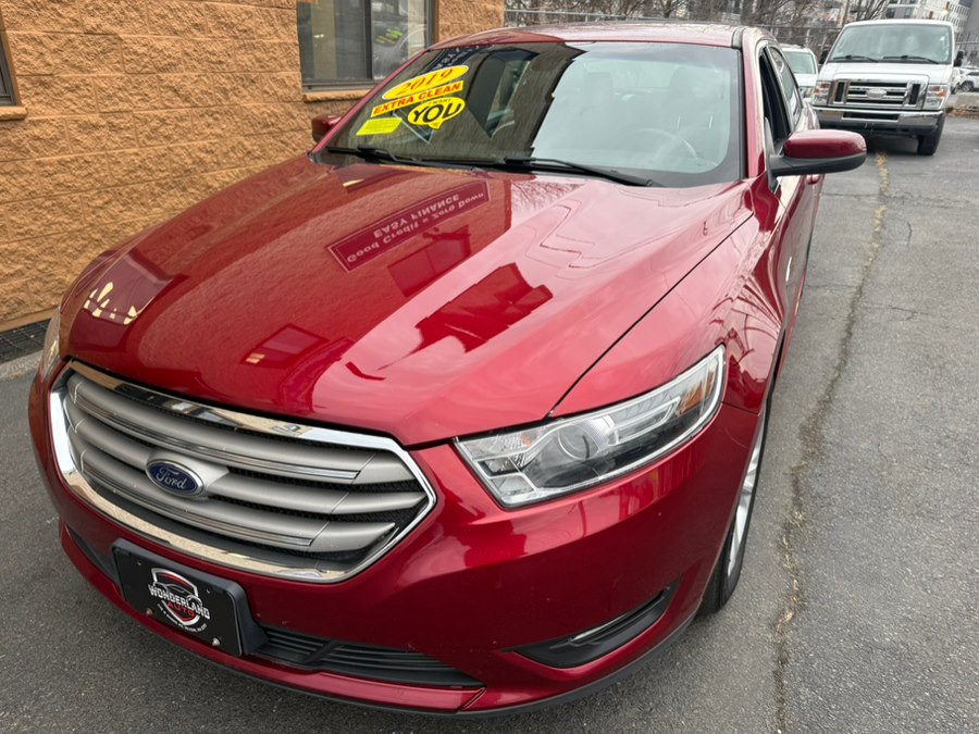 2019 Ford Taurus SEL AWD