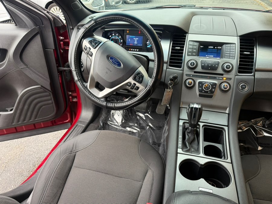 2019 Ford Taurus SEL - Photo 21