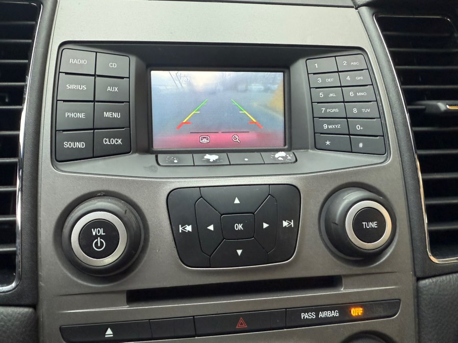 2019 Ford Taurus SEL - Photo 20