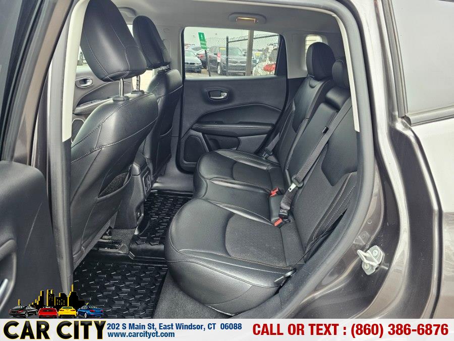 2020 Jeep Compass Latitude - Photo 19
