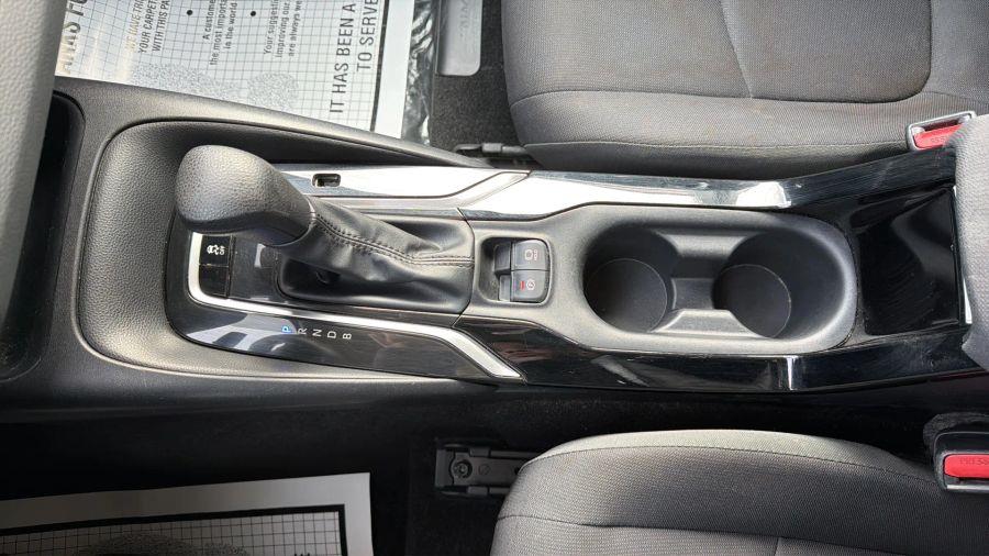 2022 Toyota Corolla LE - Photo 14