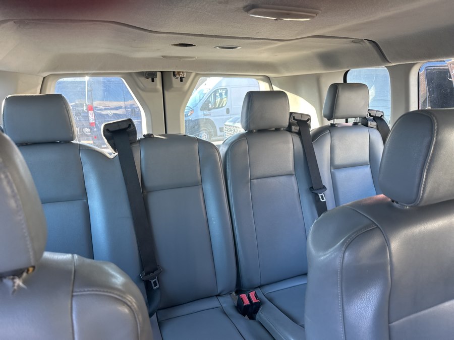 2018 Ford Transit Wagon XL - Photo 24