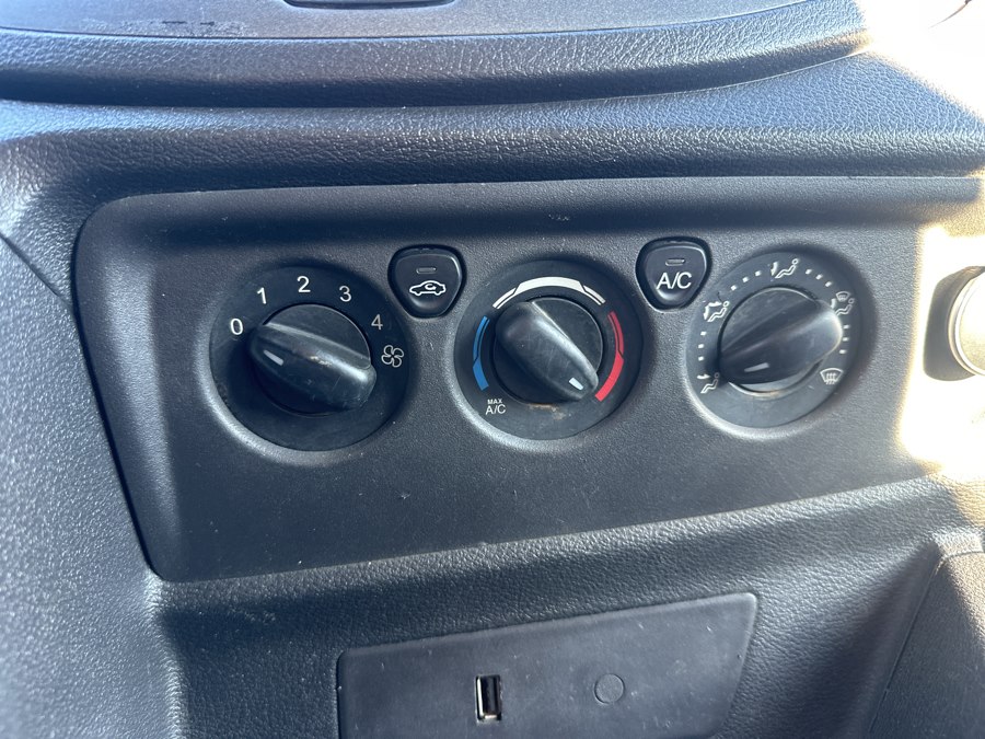 2018 Ford Transit Wagon XL - Photo 32