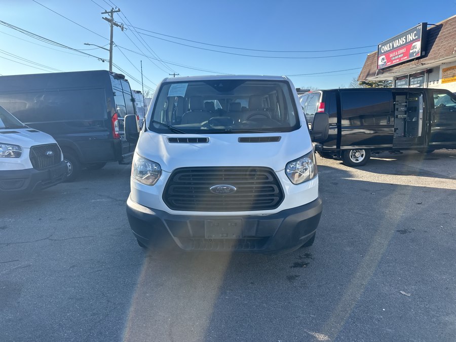 2018 Ford Transit Wagon XL - Photo 1