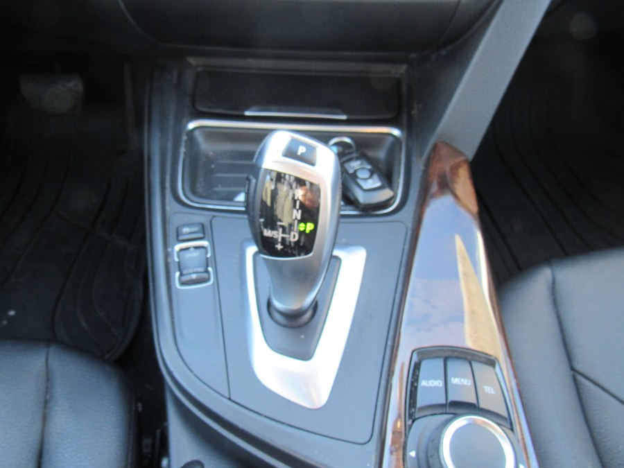 2013 BMW 3 Series 320i - Photo 19