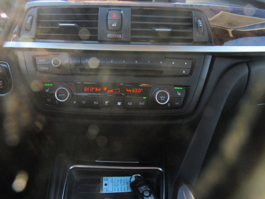2013 BMW 3 Series 320i - Photo 16