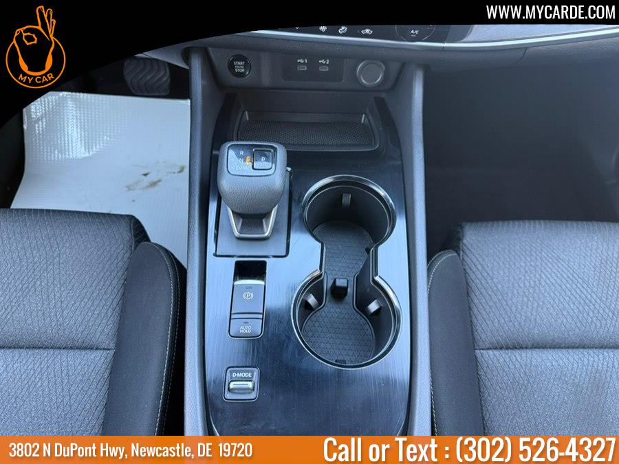 2024 Nissan Rogue SV - Photo 29