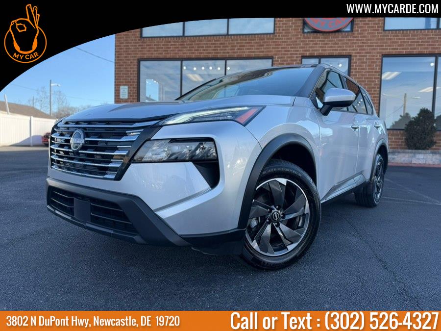 2024 Nissan Rogue SV - Photo 2