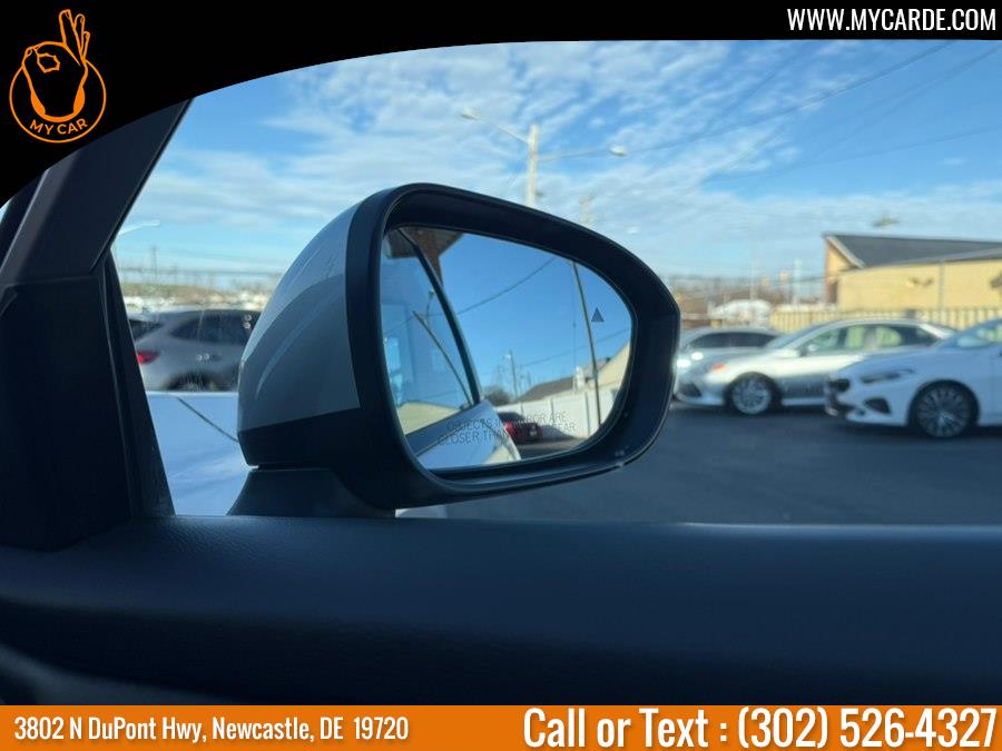 2024 Nissan Rogue SV - Photo 11