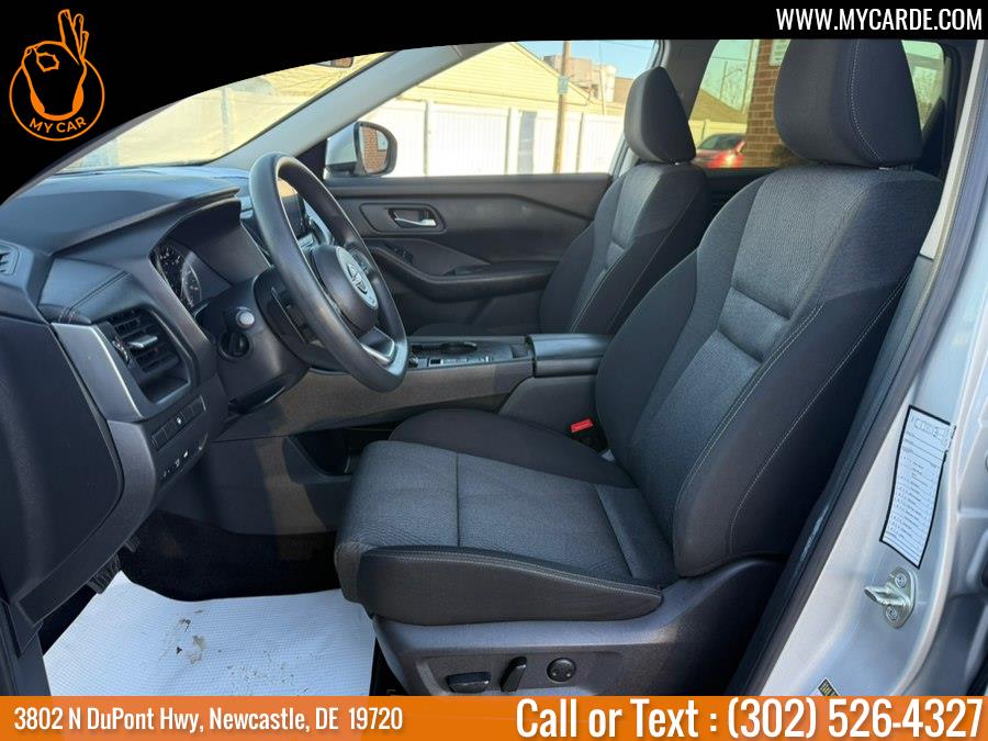 2024 Nissan Rogue SV - Photo 21