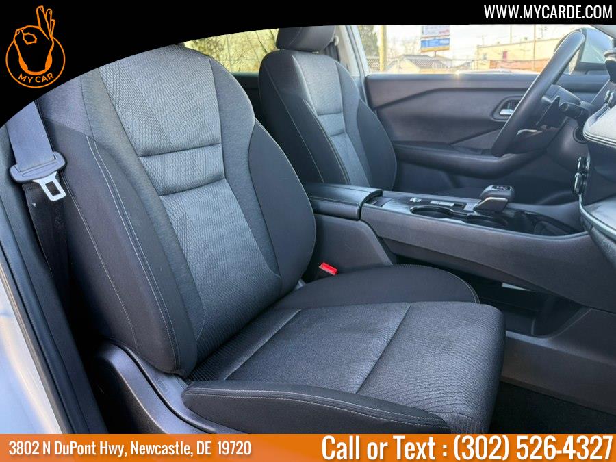 2024 Nissan Rogue SV - Photo 15