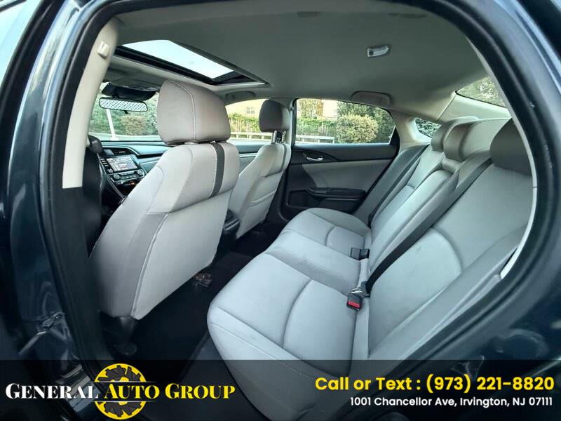 2019 Honda Civic EX - Photo 11