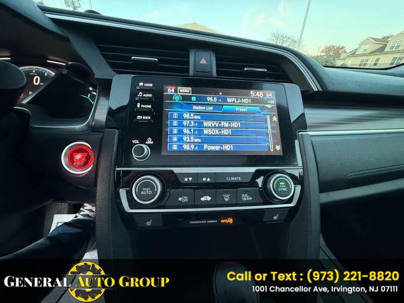 2019 Honda Civic EX - Photo 17