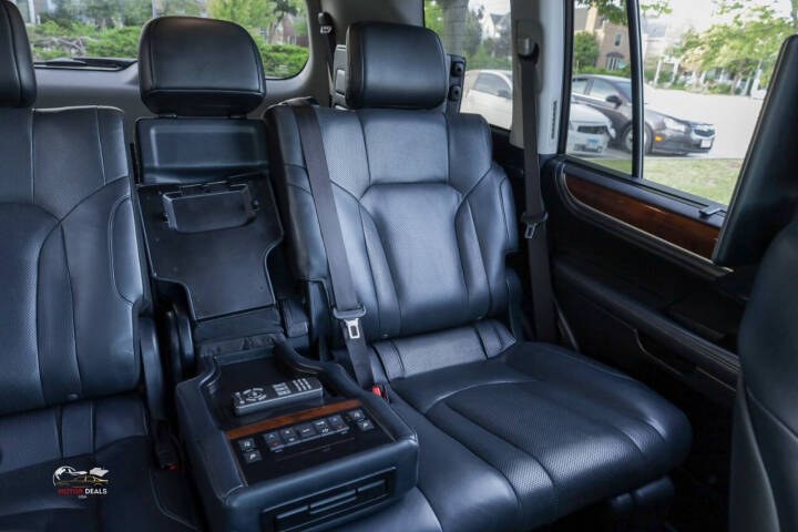 2018 Lexus LX 570 - Photo 24