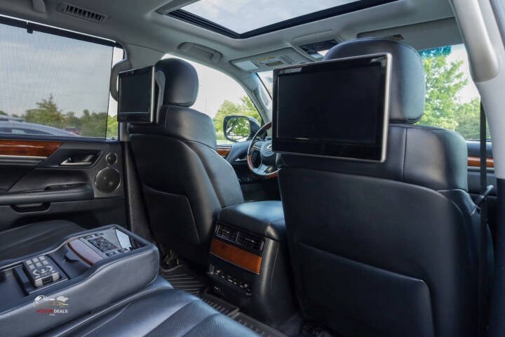 2018 Lexus LX 570 - Photo 30