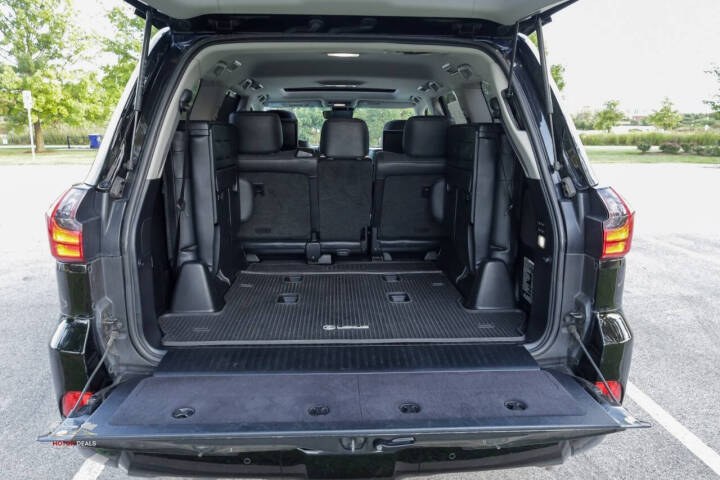2018 Lexus LX 570 - Photo 36