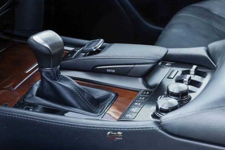 2018 Lexus LX 570 - Photo 14