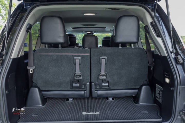 2018 Lexus LX 570 - Photo 34