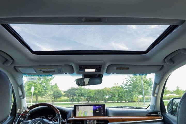 2018 Lexus LX 570 - Photo 26