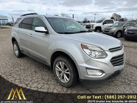 2017 Chevrolet Equinox LT - Photo 2