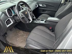 2017 Chevrolet Equinox LT - Photo 8
