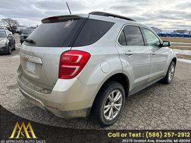 2017 Chevrolet Equinox LT - Photo 4