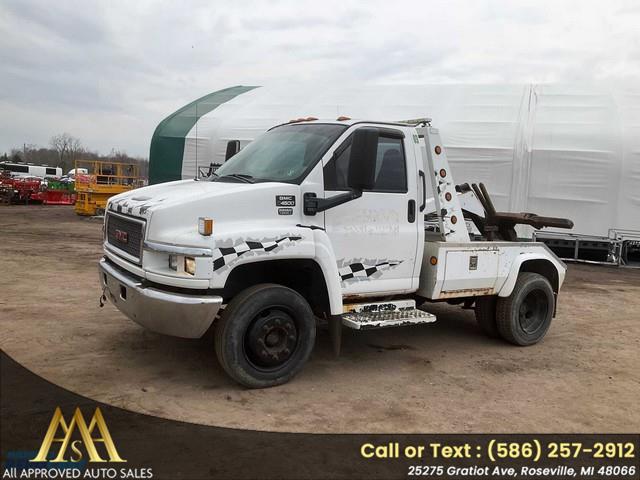 Used 2003 GMC C4500 Topkick in Roseville, Michigan | All Approved Auto Sales. Roseville, Michigan