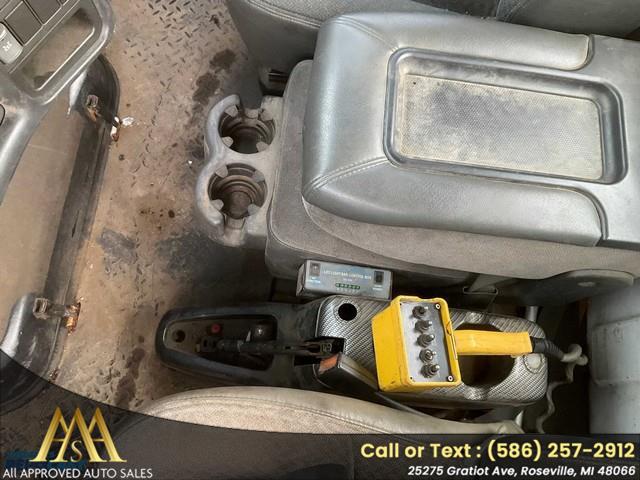 2003 GMC C4500 - Photo 11