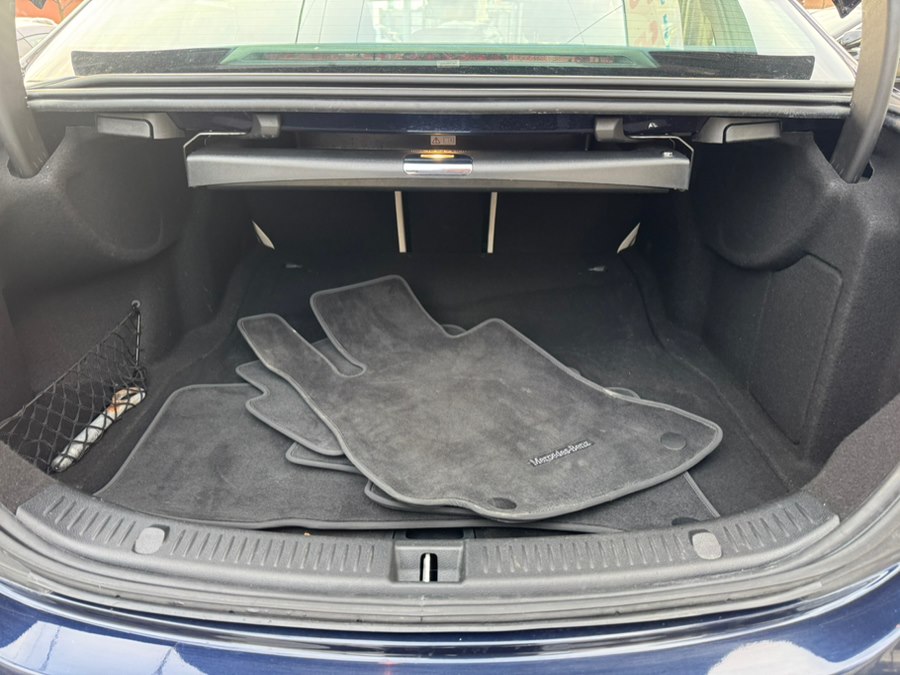 2018 Mercedes-Benz E-Class E300 - Photo 12