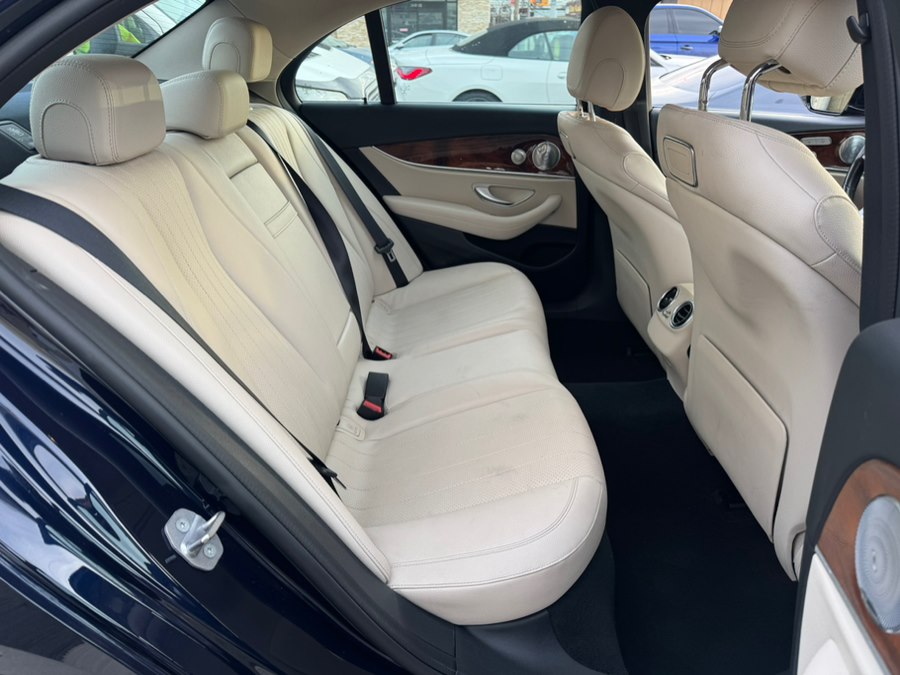 2018 Mercedes-Benz E-Class E300 - Photo 14