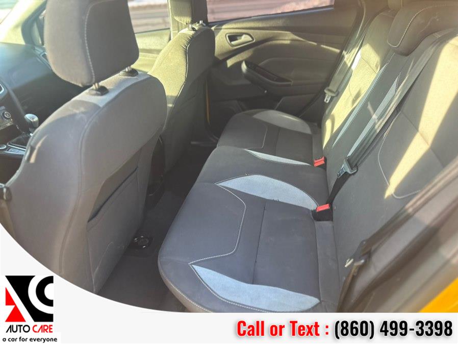 2016 Ford Focus ST - Photo 15