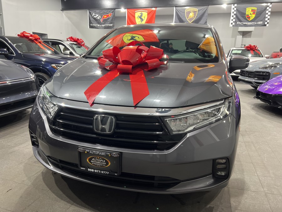 Gray 2024 Honda Odyssey EX-L FWD Minivan Front-Wheel Drive Automatic