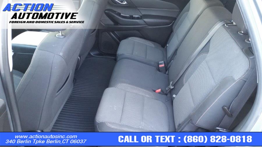 2020 Chevrolet Traverse LS - Photo 9