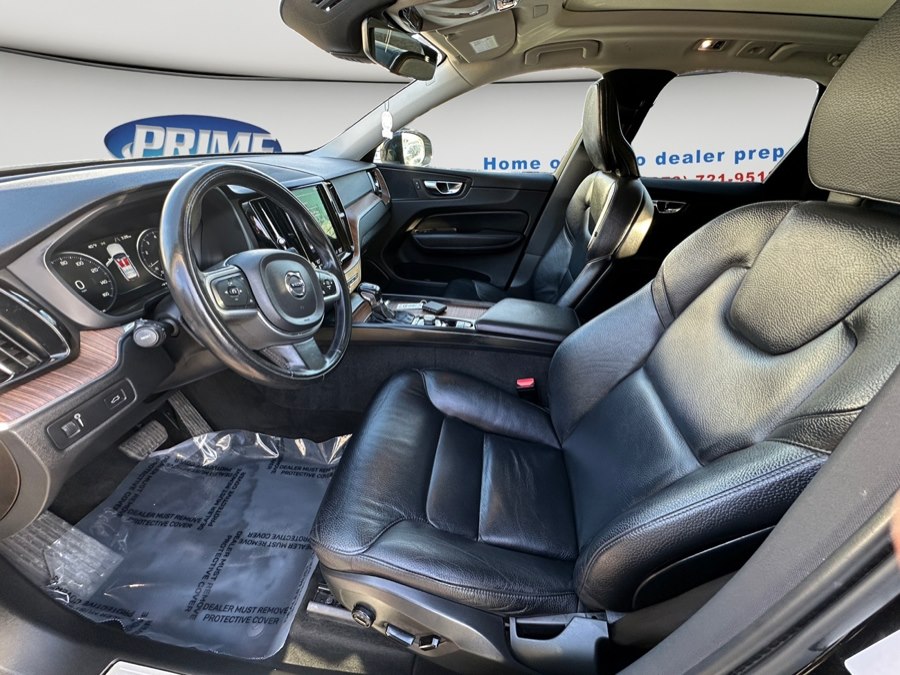 2021 Volvo XC60 Momentum - Photo 12