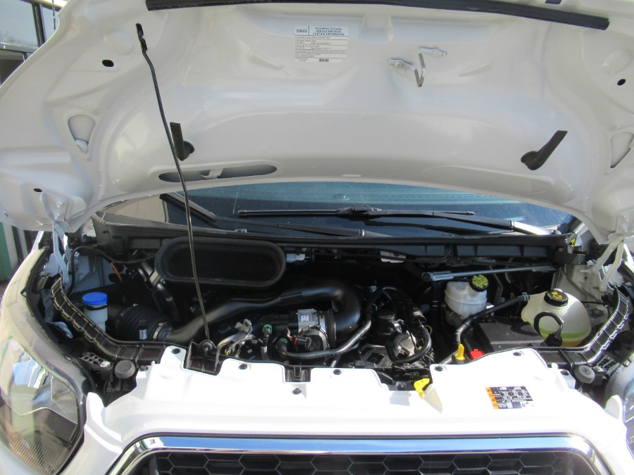 2024 Ford Transit Passenger Van XLT - Photo 17