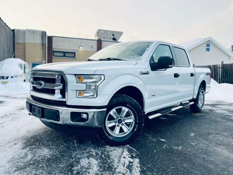 Oxford White 2017 Ford F-150 XLT SuperCrew 4WD Pickup Truck Four-Wheel Drive Automatic