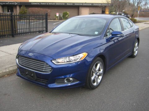 Used 2014 Ford Fusion in Massapequa, New York | Rite Choice Auto Inc.. Massapequa, New York