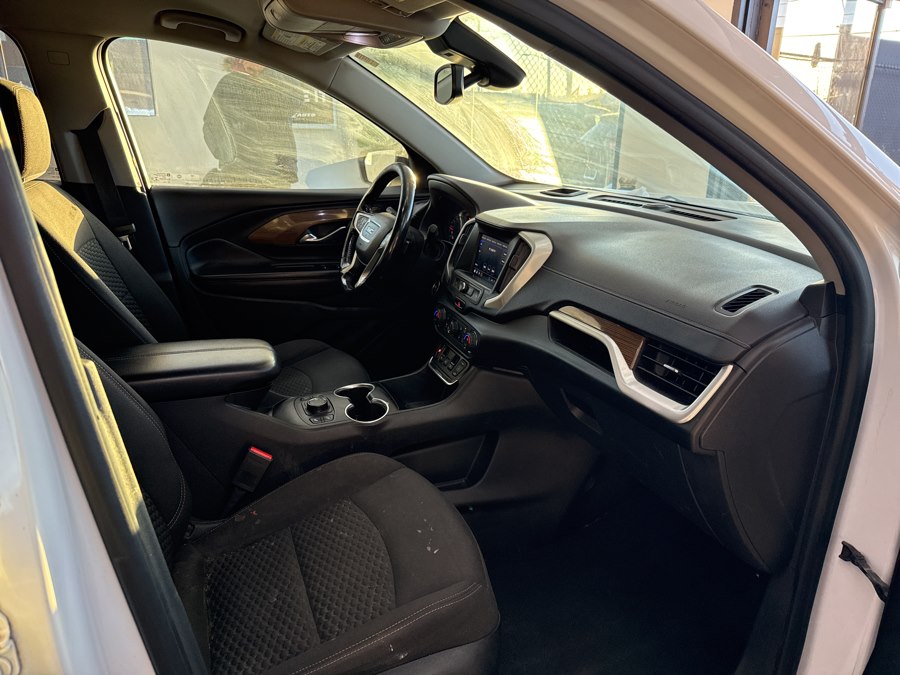 2020 GMC Terrain SLE - Photo 19